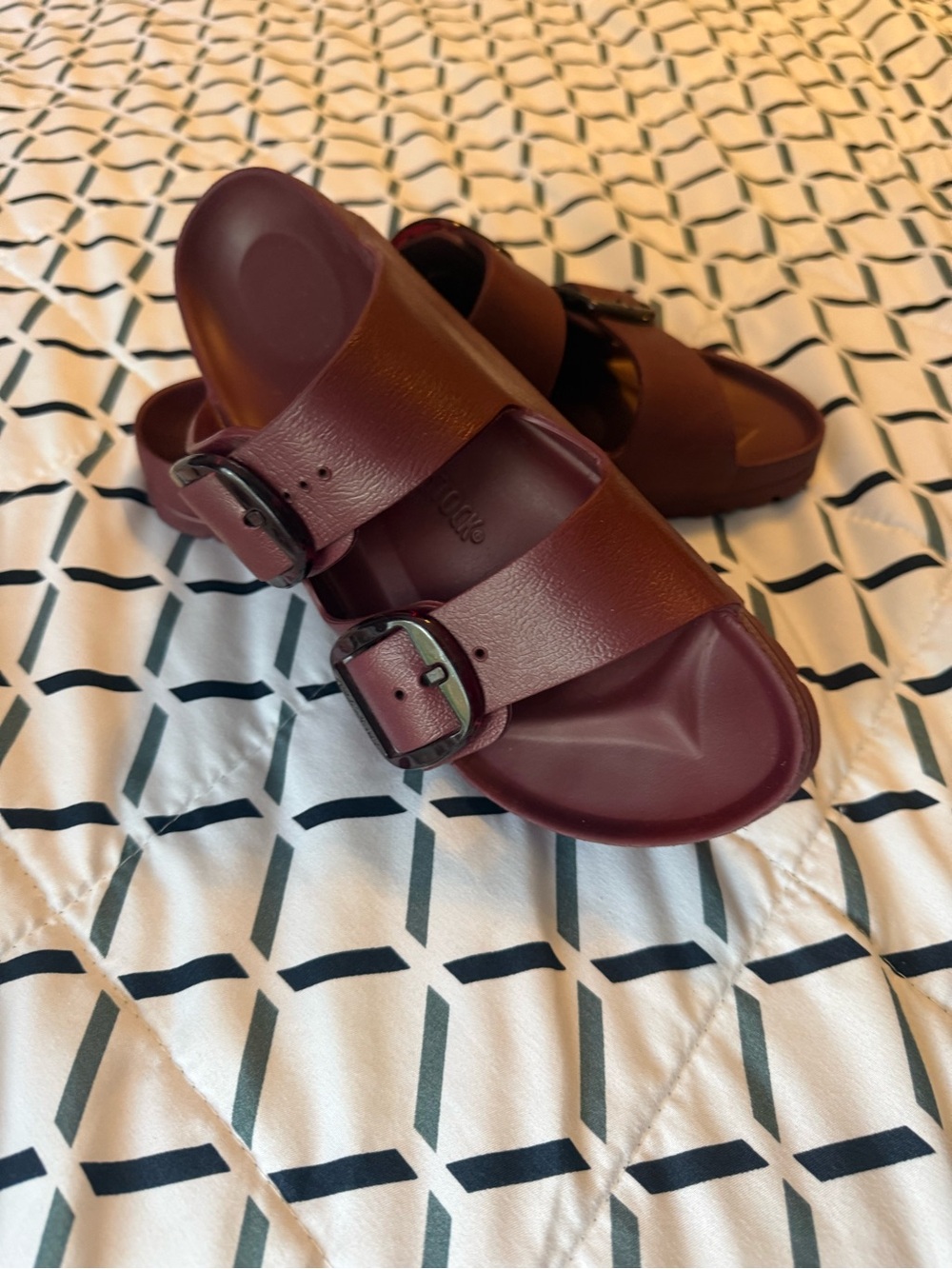 Women’s Birkenstock Big Buckle EVA in Wine